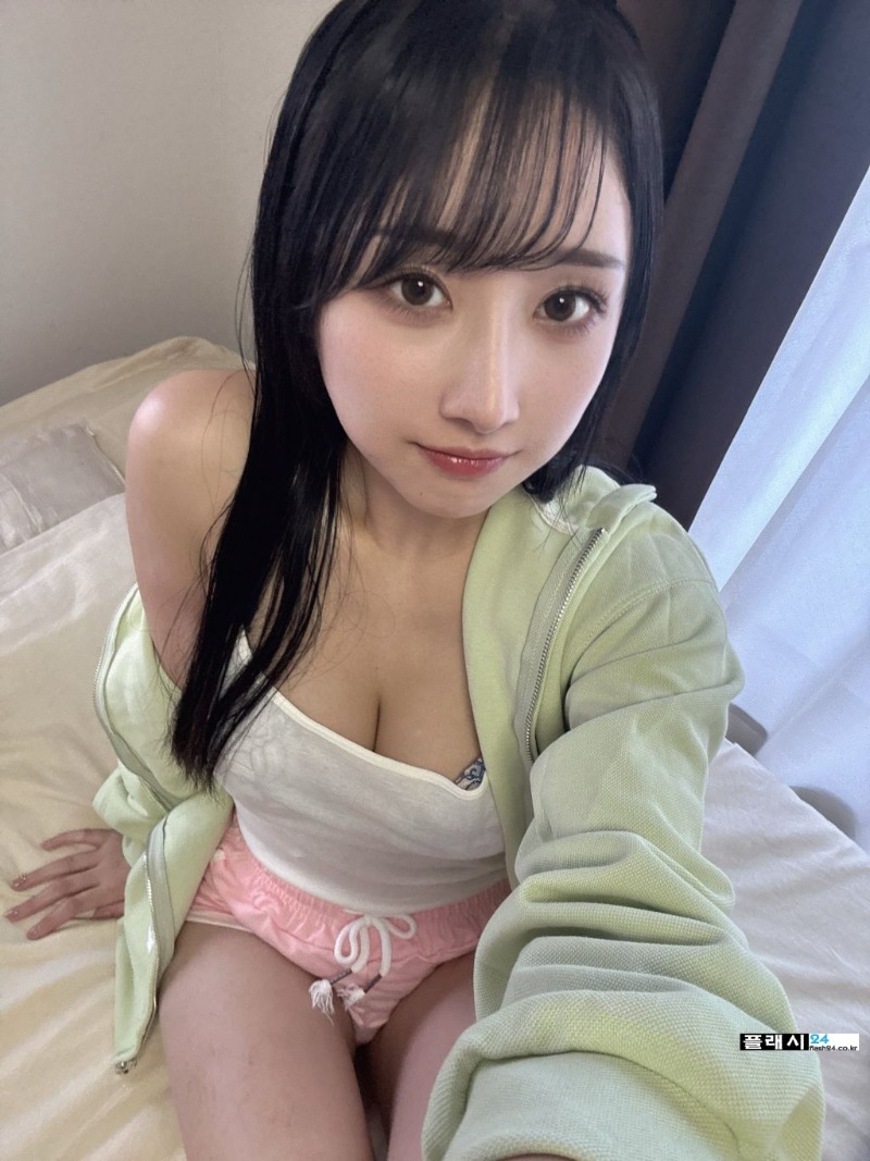 f4efaa895b234e670e15d12a9bae483c.jpg