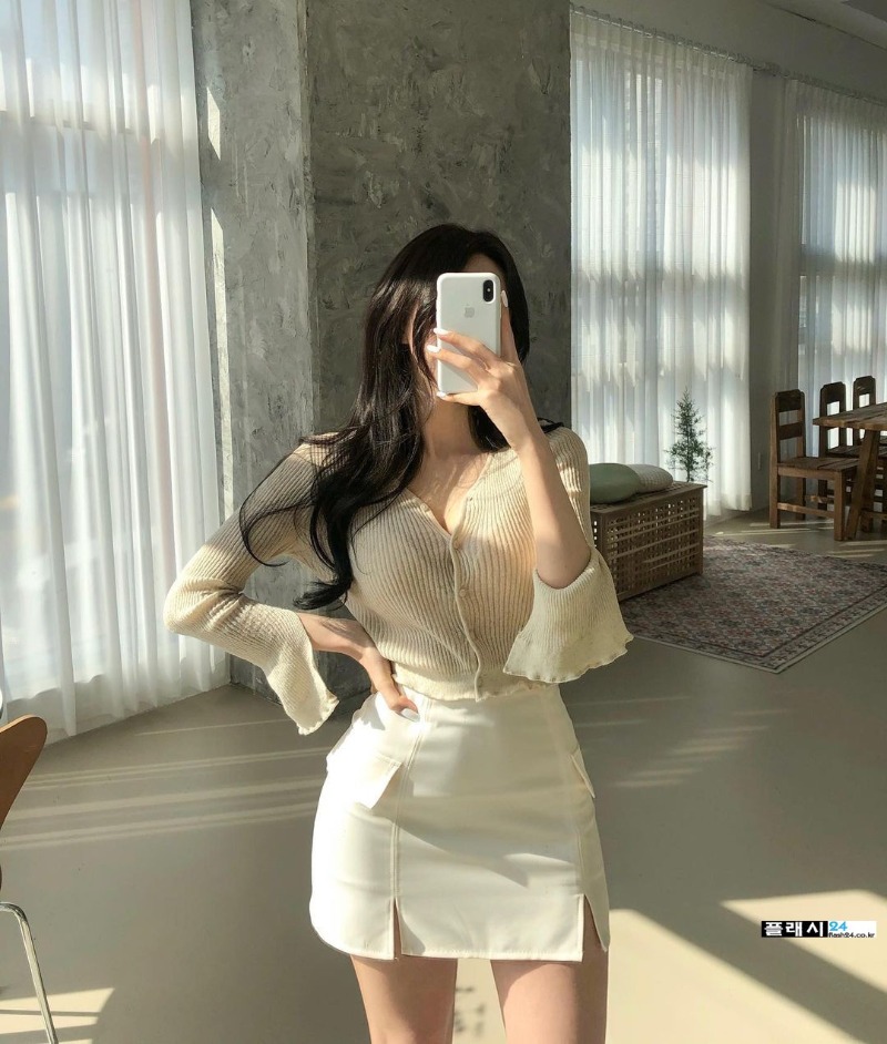 af43cfe22b57f95e3a379a4e07163bd8a15058cf.jpg