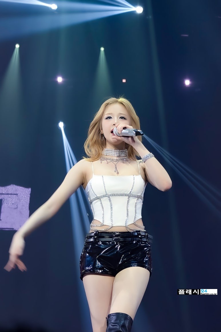 #파리타 #베이비몬스터 나시티 볼륨감