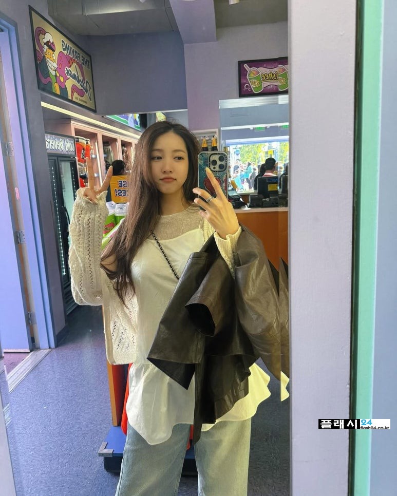 250508-Sowon-IG-5.jpg