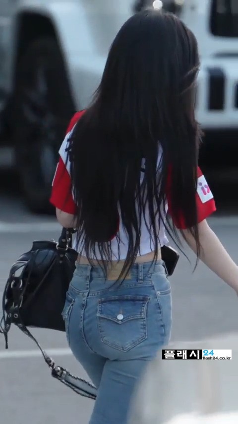 k8HyC6y.jpg