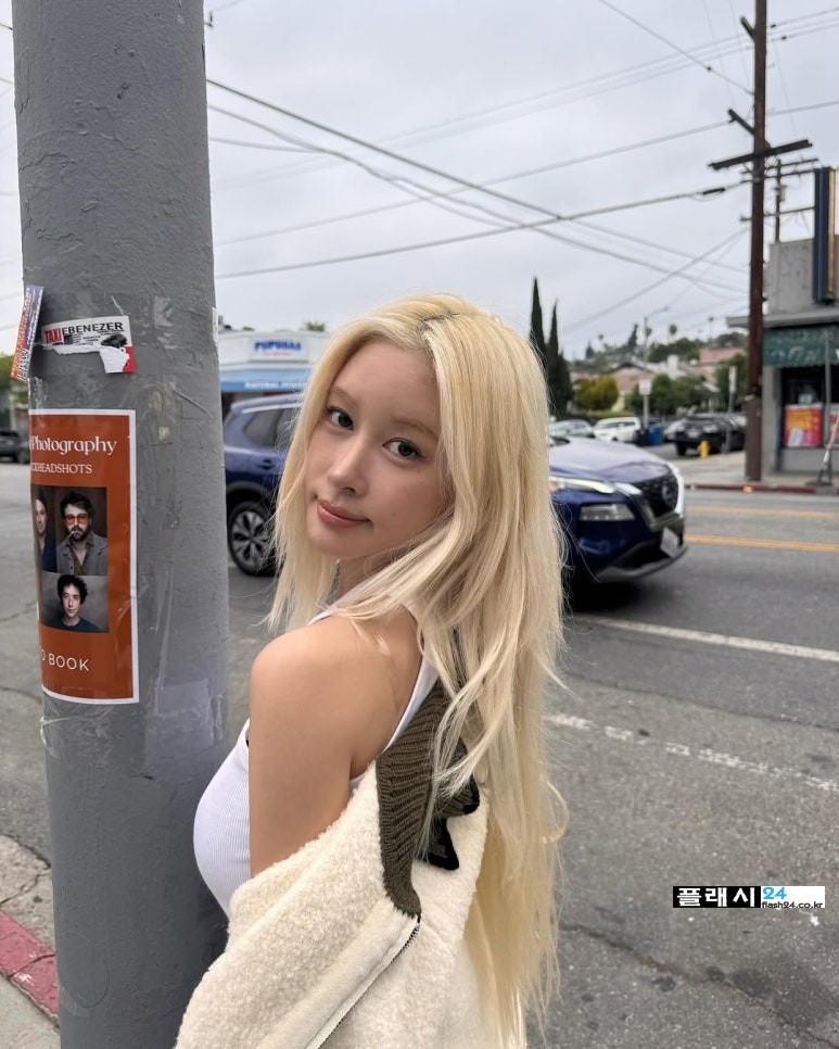 우주소녀 다영 투명 브라 끈
