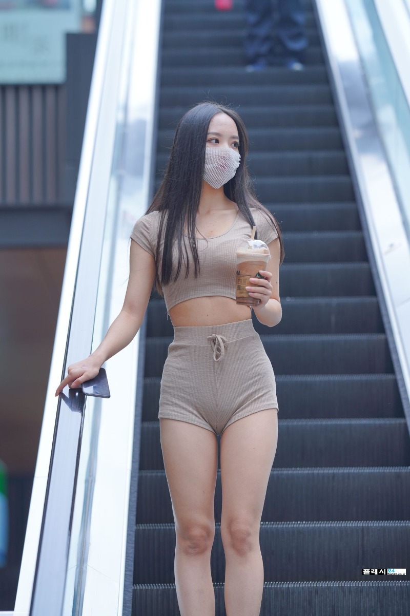 24f4d06f3731a2bba8866b610779e36e.jpg