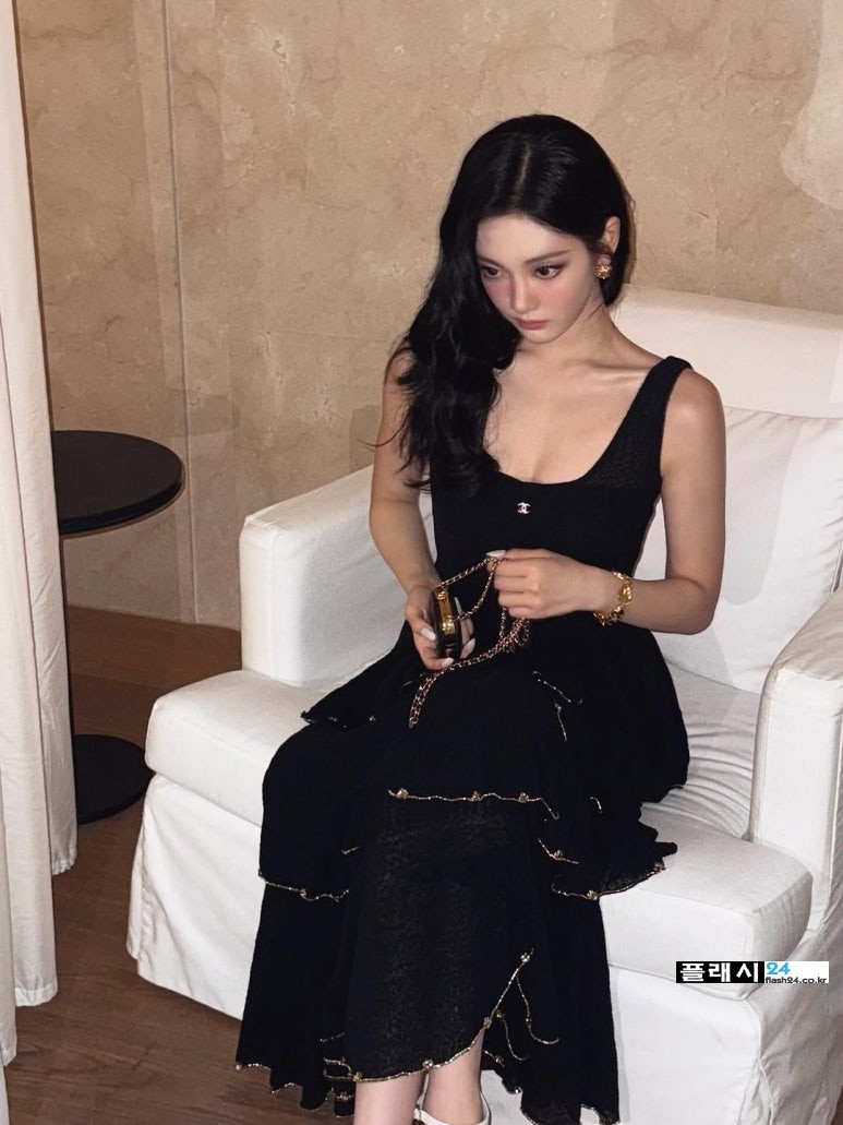 250611-Ningning-IG-16.jpg