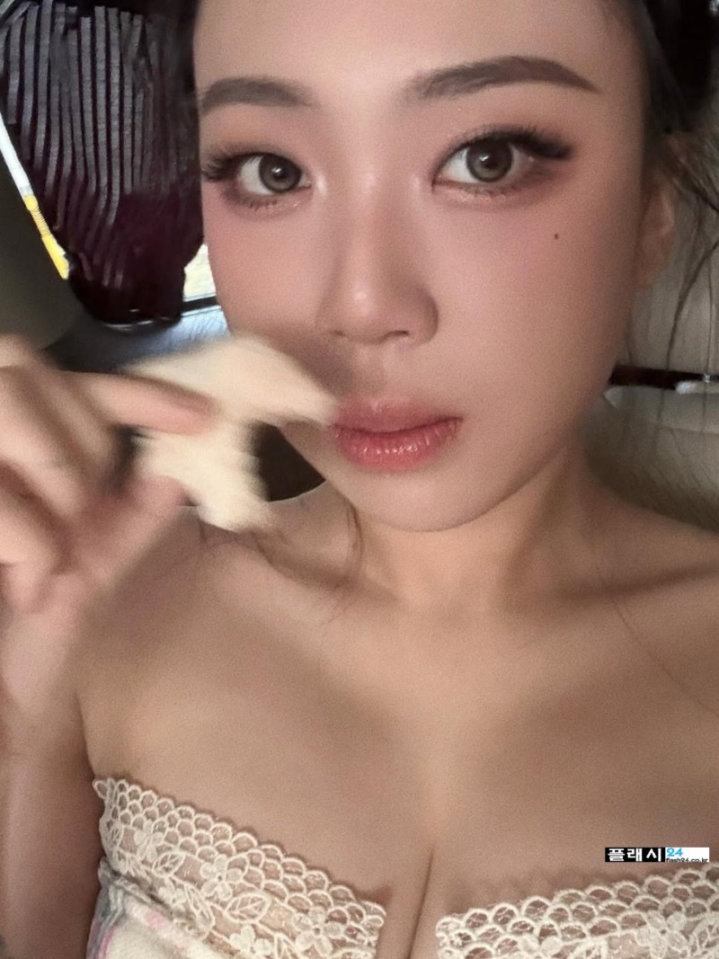 워터밤 서울 랩퍼 이영지 실제 크기