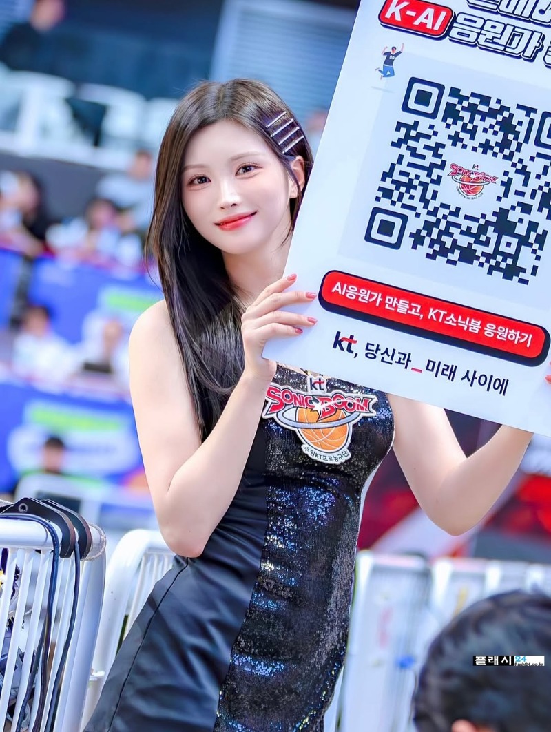 아이돌 급 외모를 가졌다는 김정원 치어리더