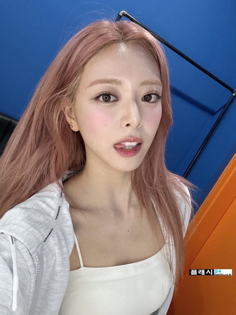 250617-Yuna-bubble-2.jpg