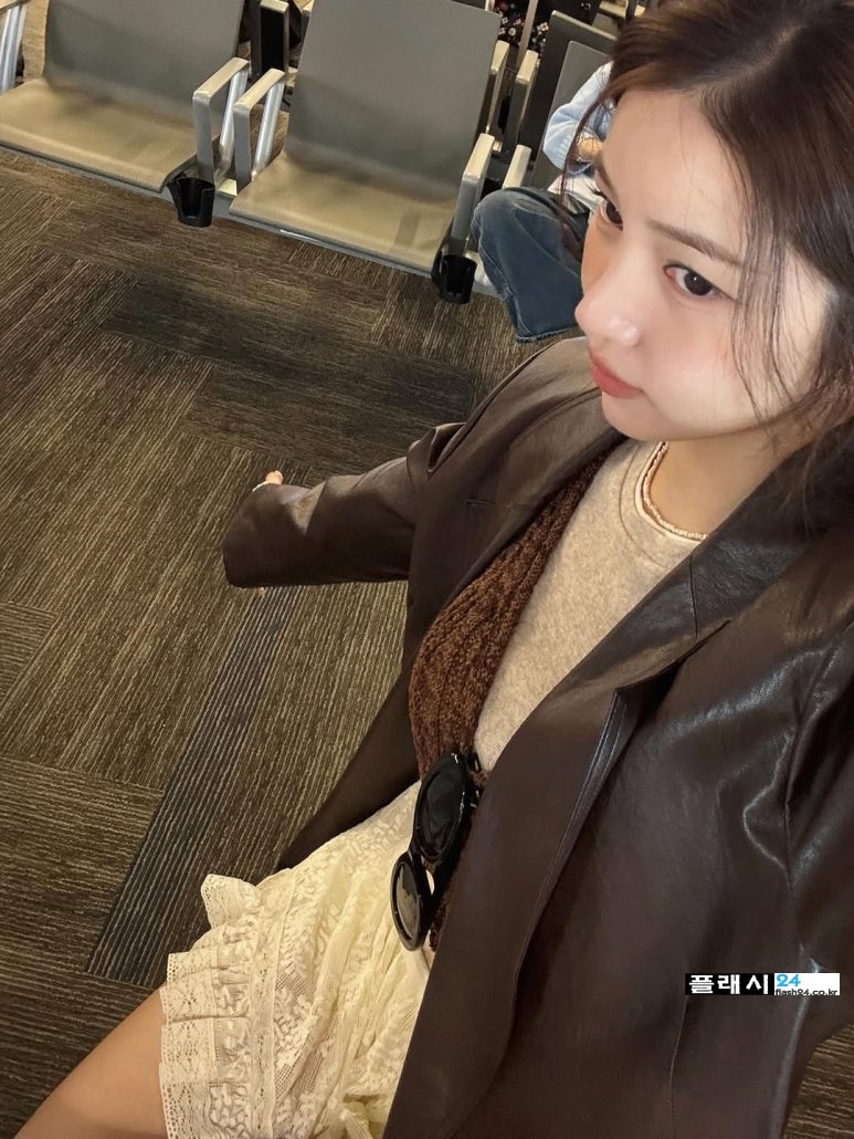 250609-Sowon-IG-2.jpg