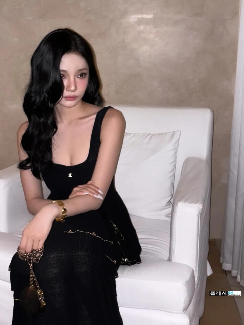 j5gf96i4d86f1.jpg