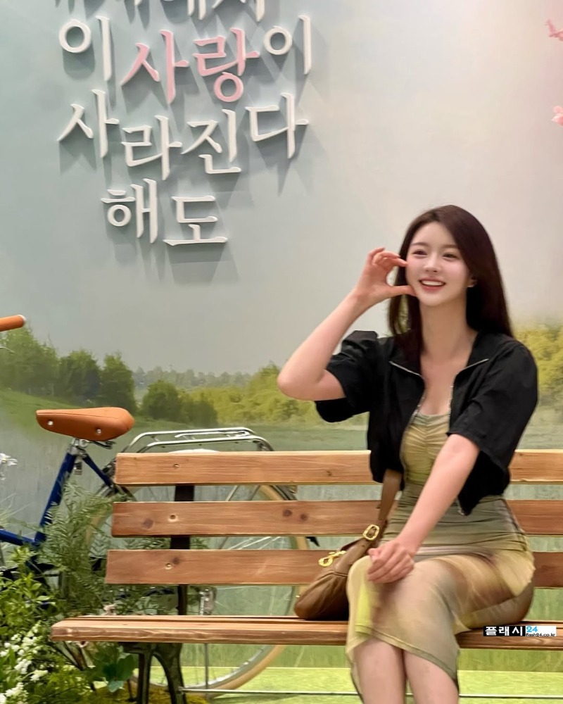 미코출신 아나운서 변한나 수영복