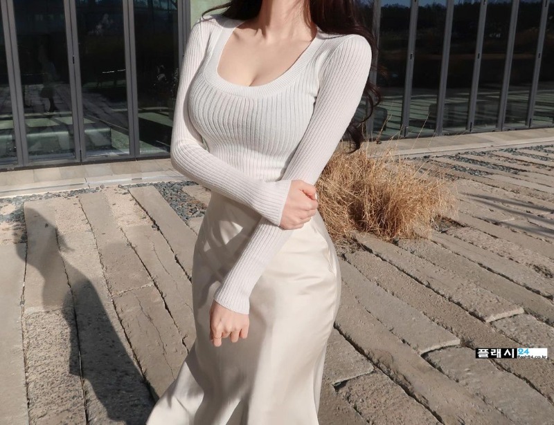 bb8c224bceb197e1791295b508d51c0f5b041e25.jpg