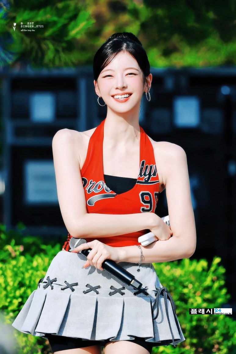 있지 리아 간만에 팬서비스