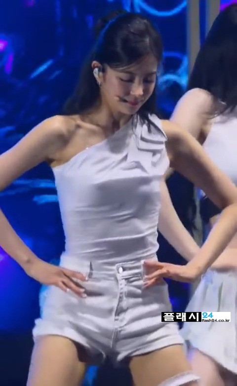 dP9LjBc.jpg