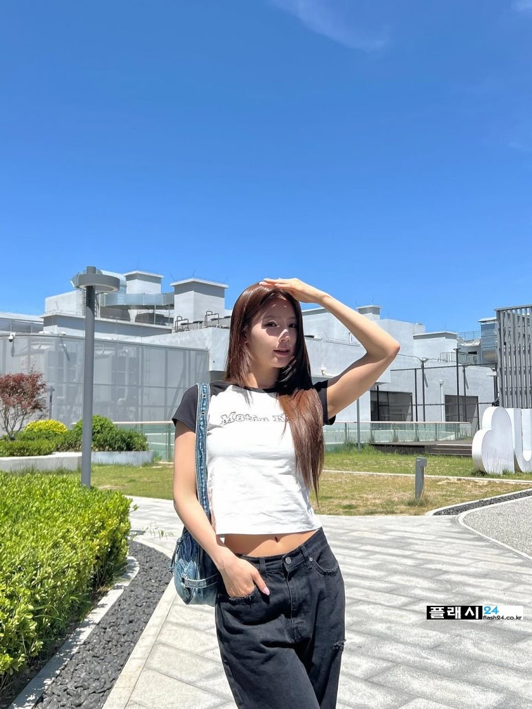 250616-Miyeon-IG-9.jpg