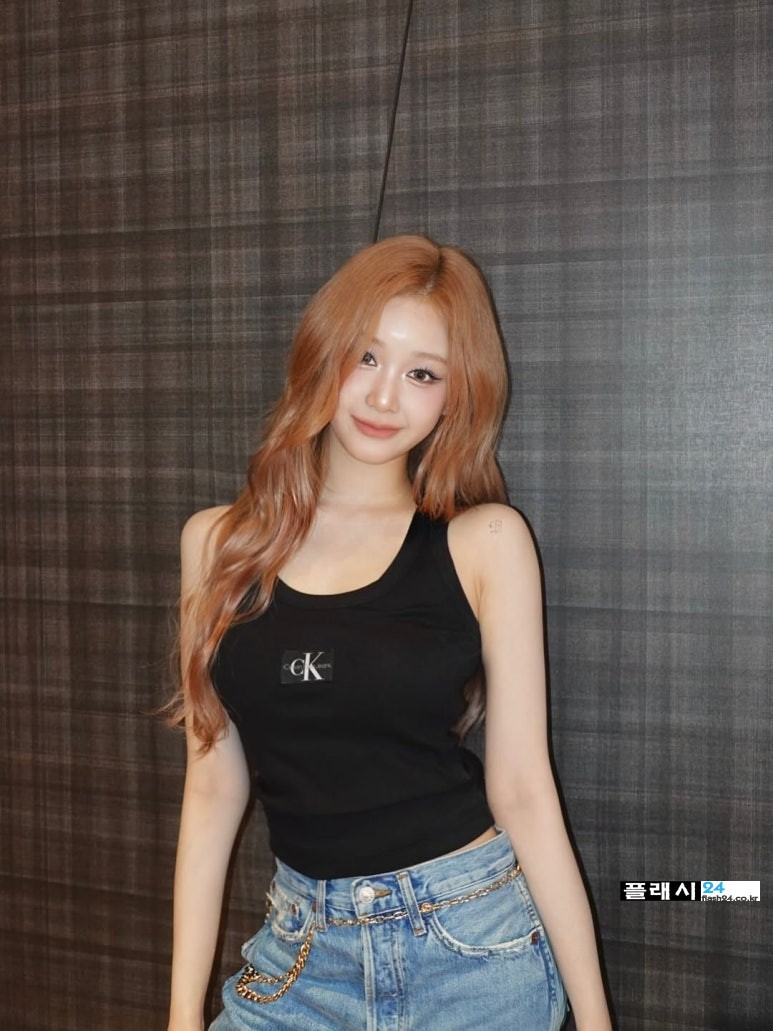 250611-BABYMONSTER-IG-Pharita-1.jpg