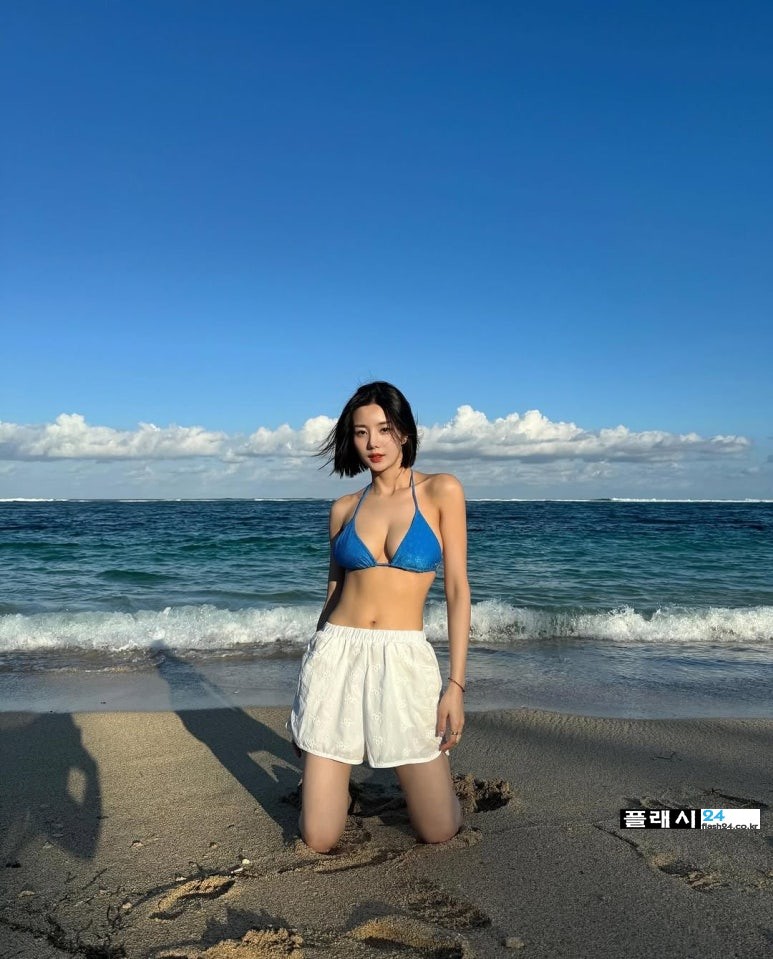 250612-Eunbi-IG-11.jpg