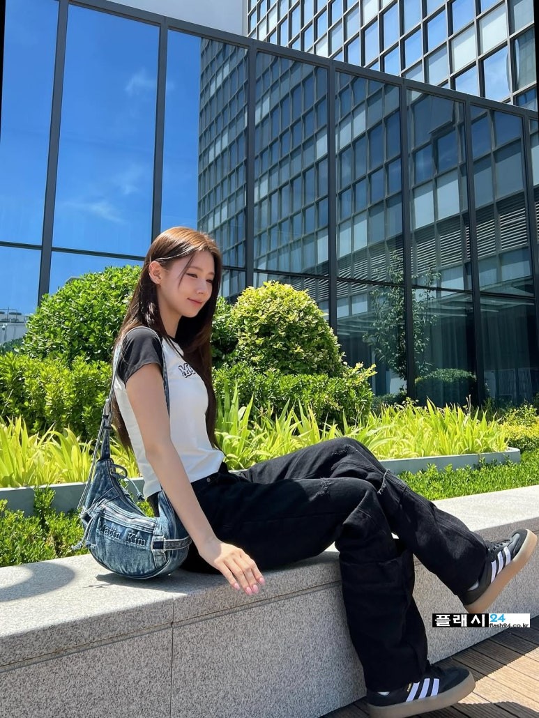 250616-Miyeon-IG-8.jpg