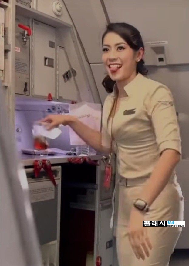 b7161fe550fa1027184dc6ead697e2be.jpg