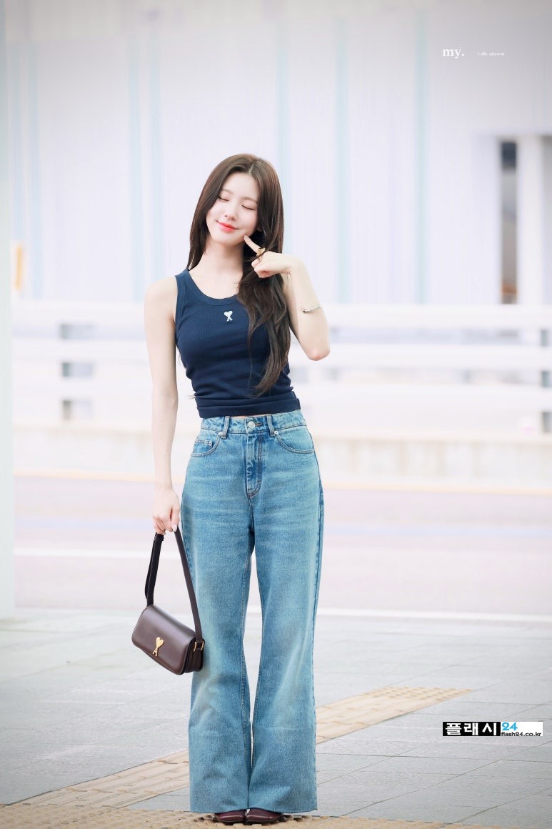 250624-Miyeon-at-ICN-departure-5.jpg