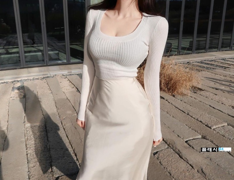 aa0092aebee40f45296a60b4f29148be91c0ef0a.jpg