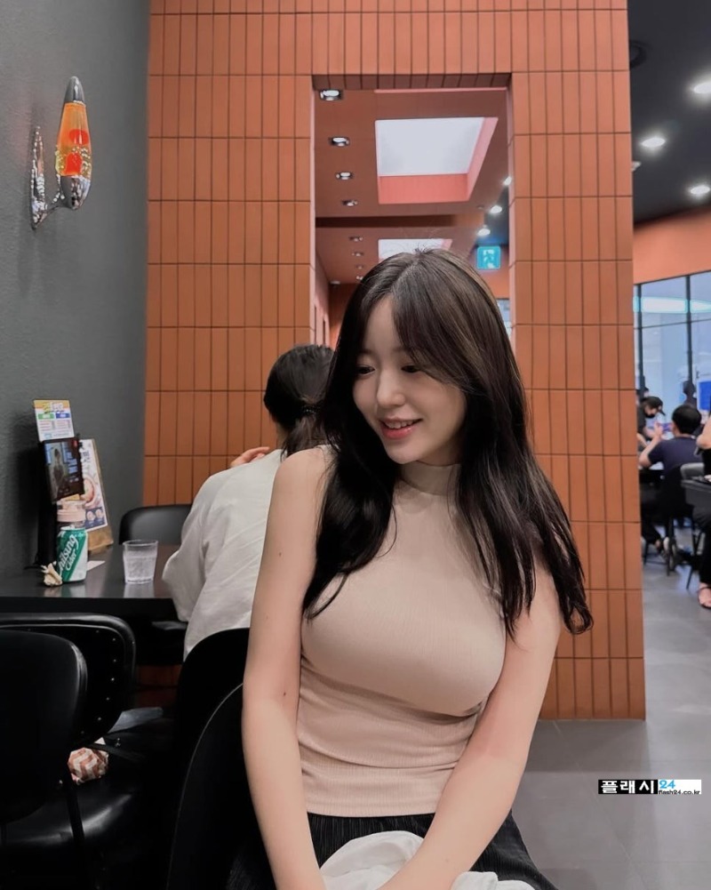 오늘_삼겹살_데이다들_삼겹살_드셨나요삼겹살_좋아하는데_깜박하고_못드신분_계세요댓글_남겨주신분중(3-4)-_마감두_분께_삼겹살_구이용_선물.jpg