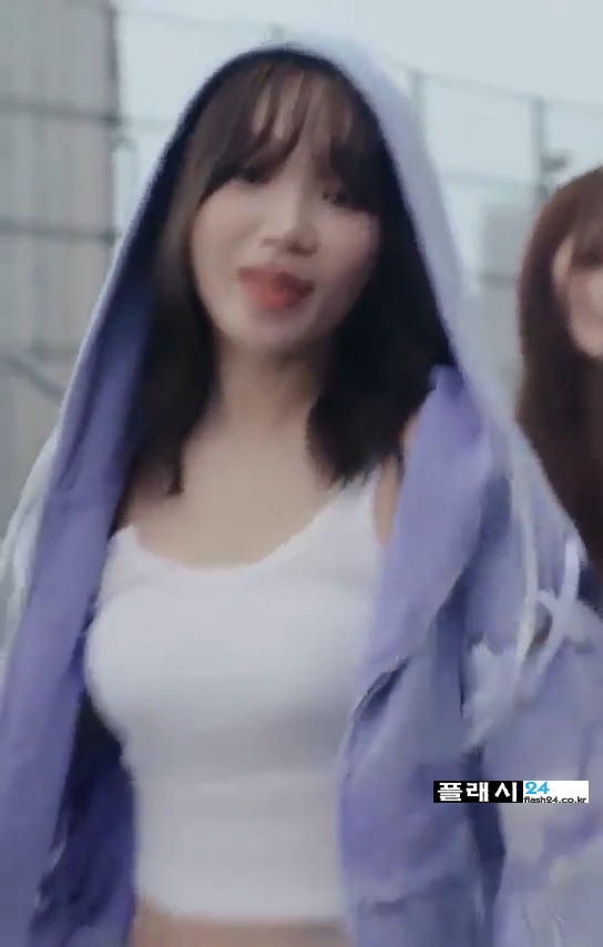 UvxQsnL.jpg