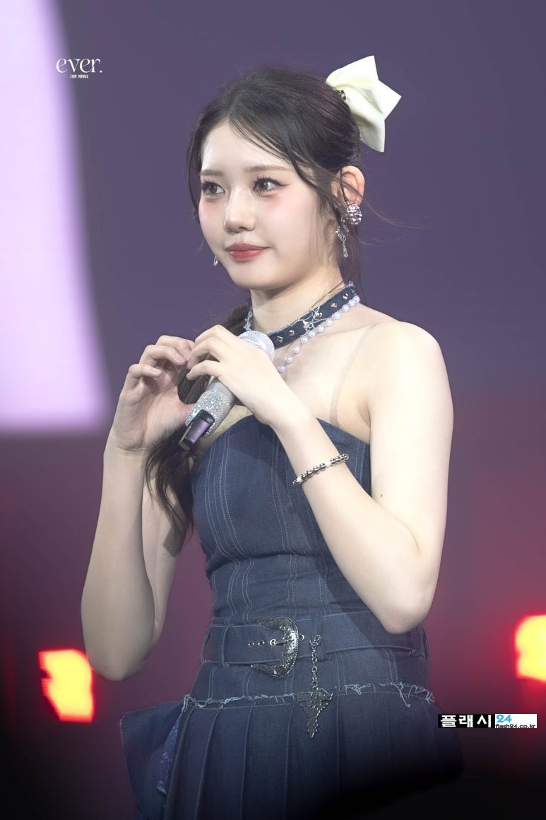 250608-Rora-at_World-Tour-HELLO_MONSTER-in-BangKok-D2-1.jpg